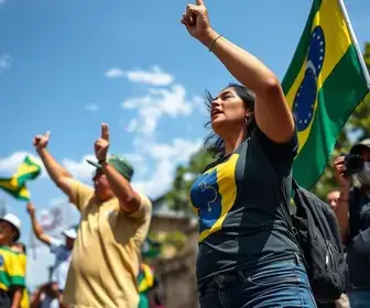 Manifestantes fazem ato de apoio à eleição de Flávio Bolsonaro em Teresina apoio a Flávio Bolsonaro