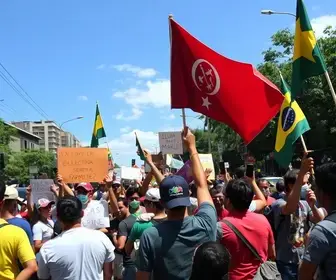 Manifestantes fazem ato de apoio à reeleição de Lula em Teresina apoio à reeleição de Lula
